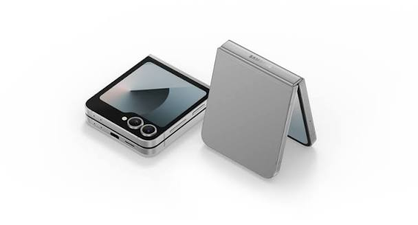 Samsung Galaxy Z Flip6 512GB (UK Edition)