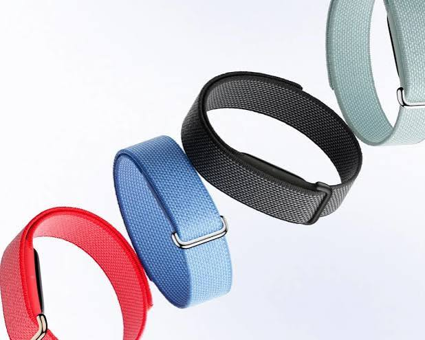 Google Pixel Fitbit Air - Image 2