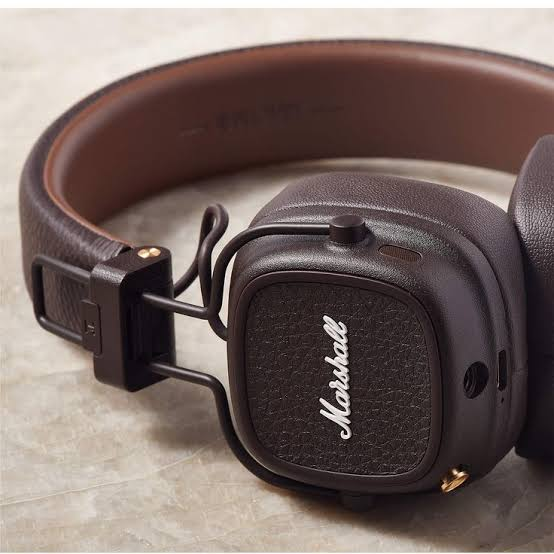 Marshall Major V Bluetooth Wireless Headphones Brown - Image 5